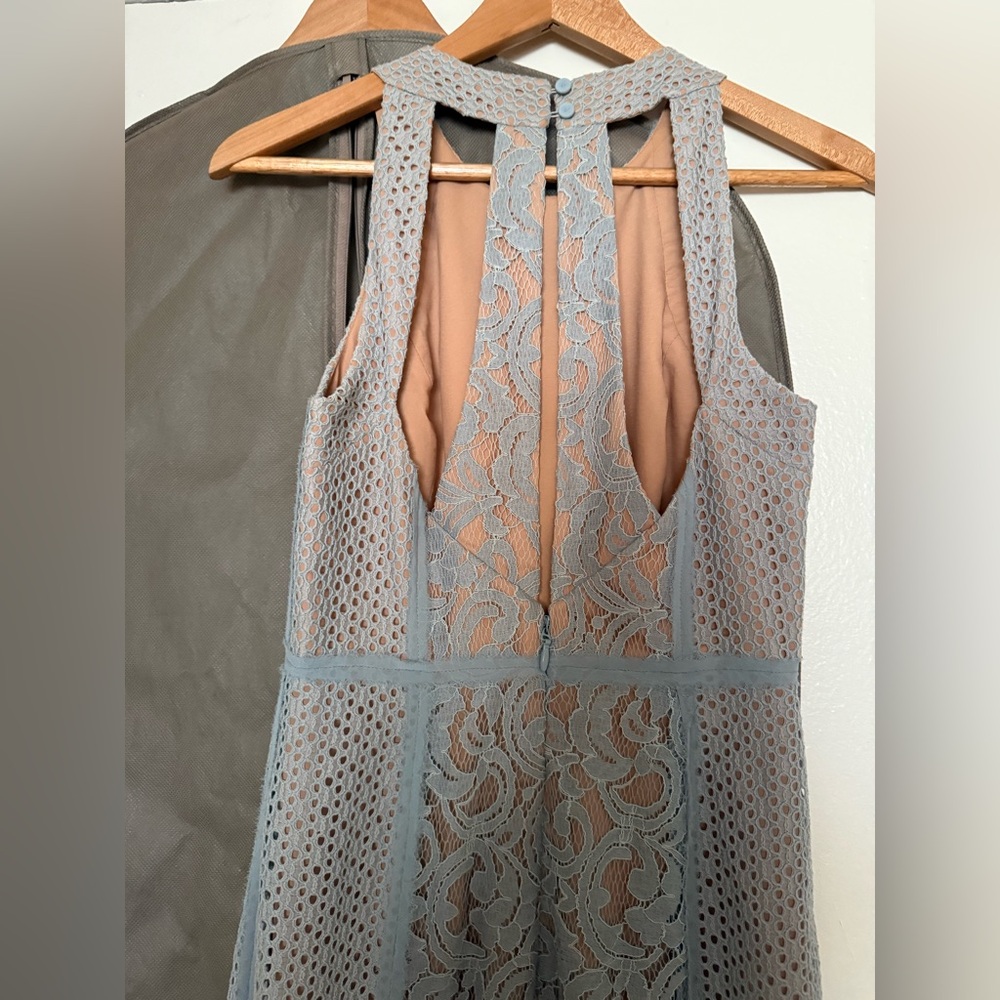 Stunning lace BCBG maxi dress